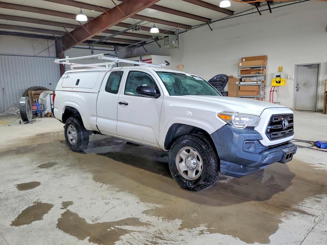2017 TOYOTA TACOMA SR — снимка 4