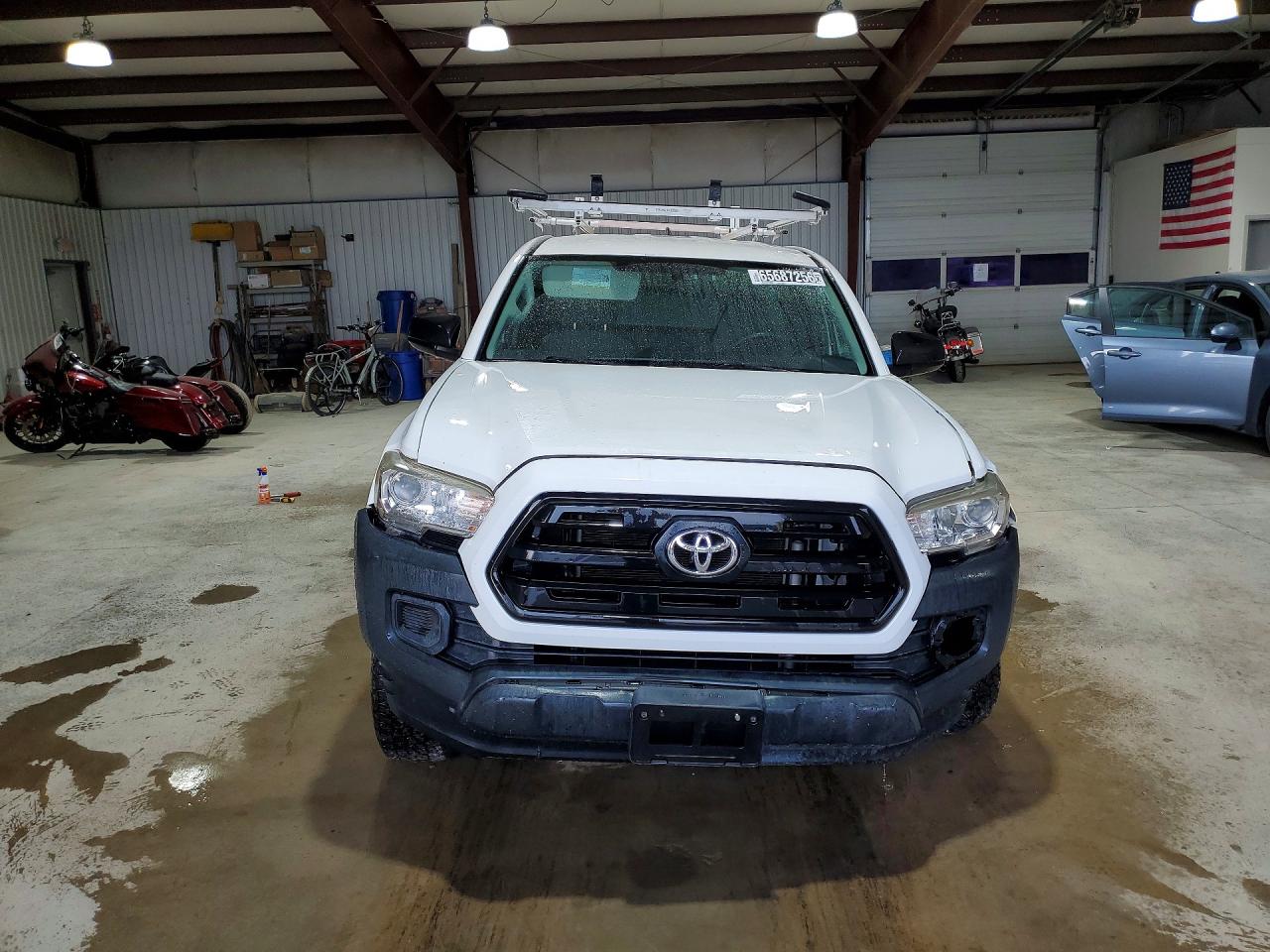 2017 TOYOTA TACOMA SR — снимка 5