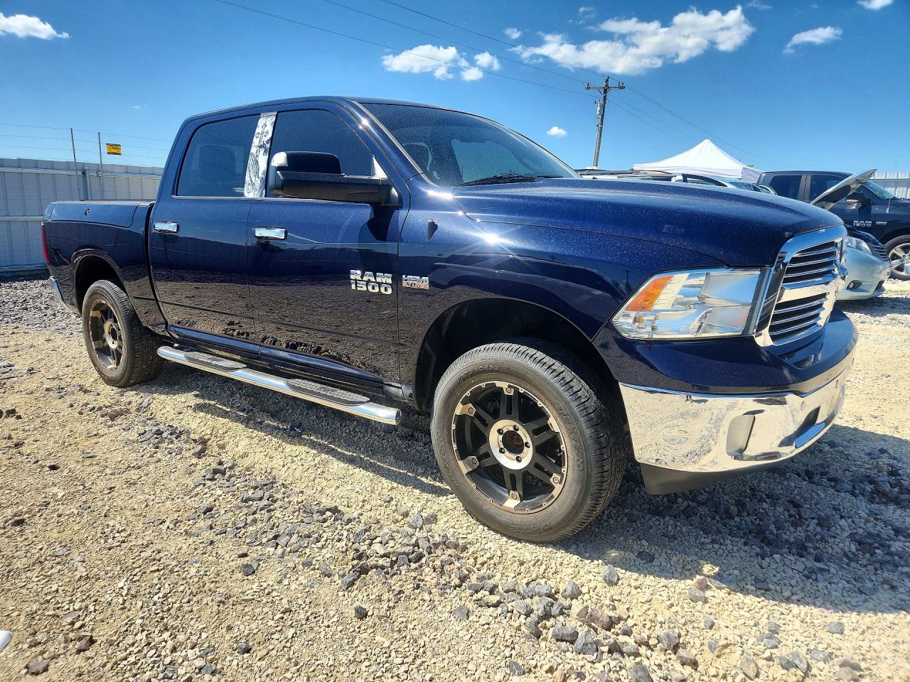2017 RAM 1500 SLT — снимка 4