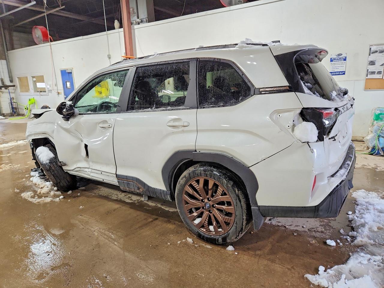 2025 SUBARU FORESTER SPORT — снимка 2