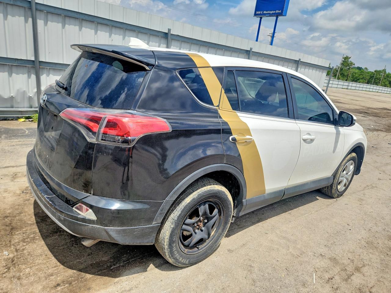 2018 TOYOTA RAV4 XLE — снимка 3