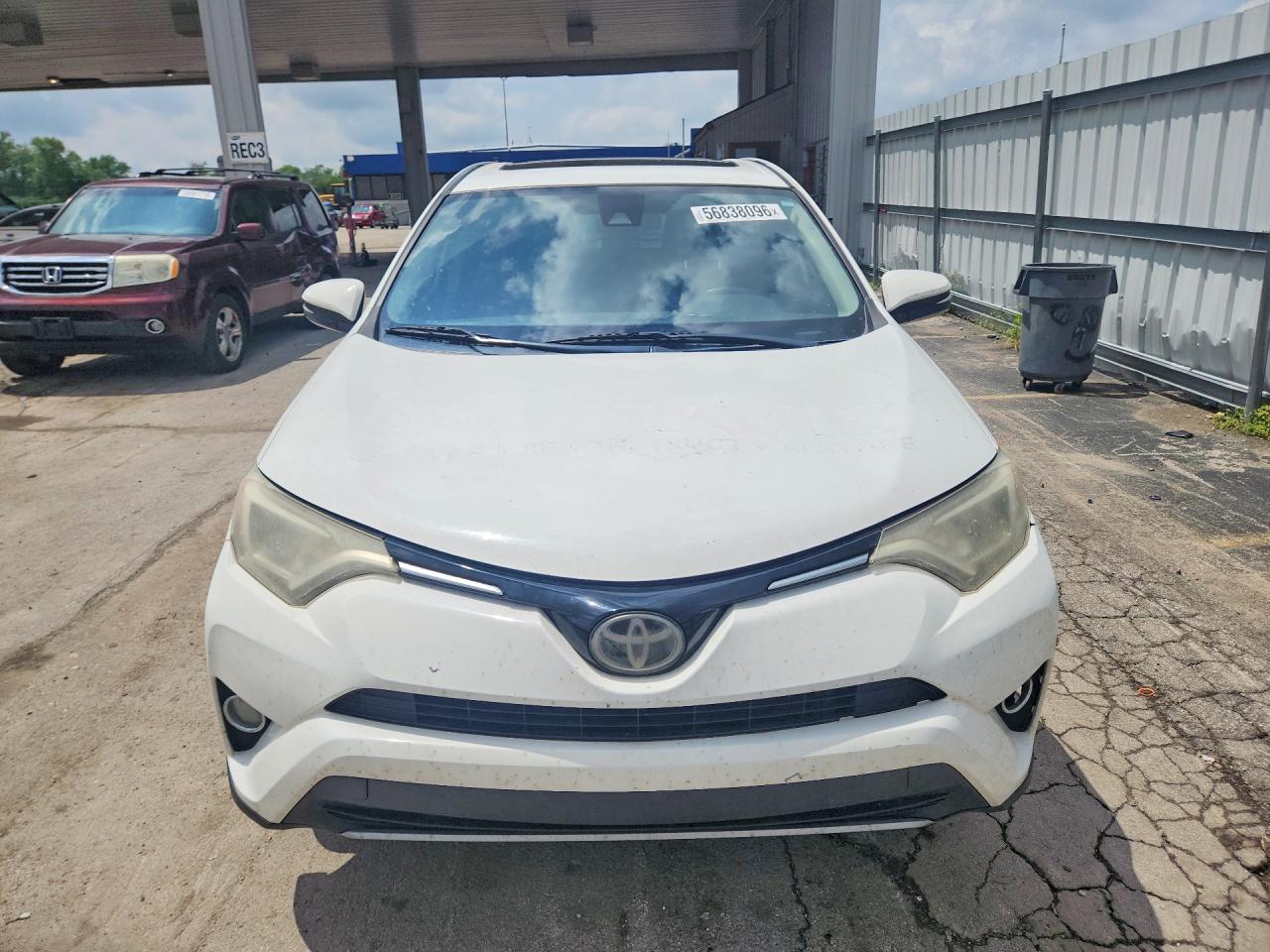 2018 TOYOTA RAV4 XLE — снимка 5