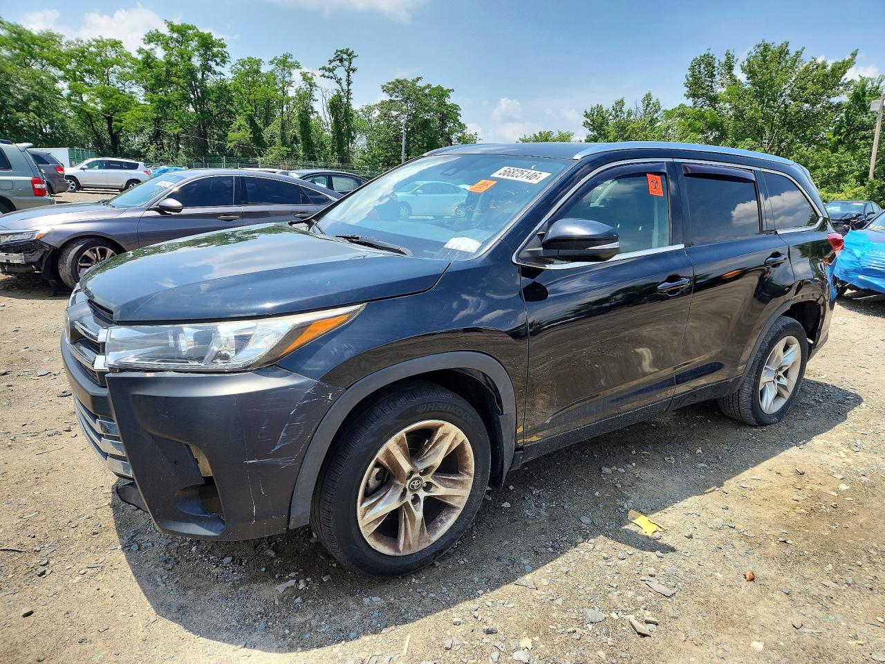 2017 TOYOTA HIGHLANDER LIMITED