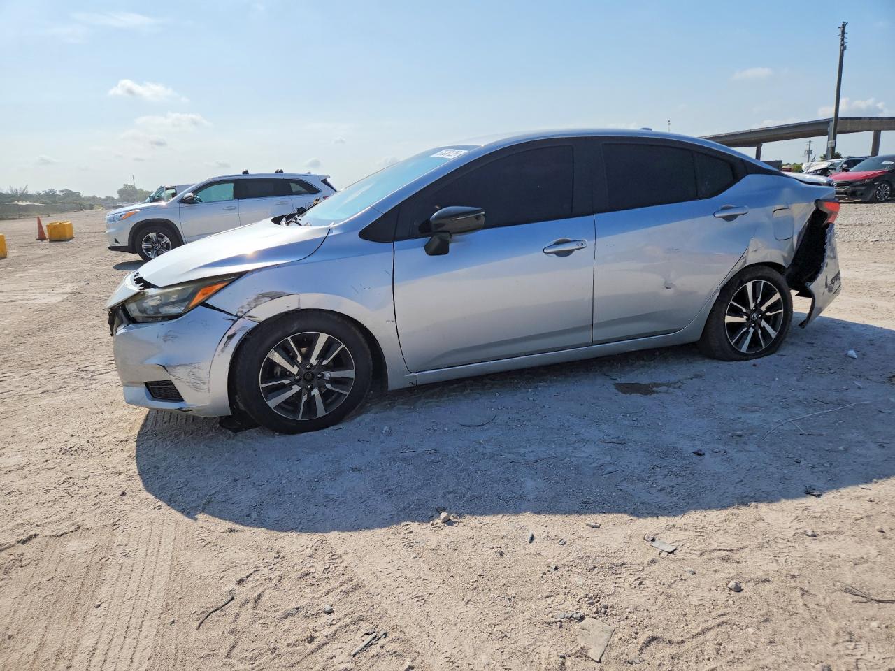 2020 NISSAN VERSA SR