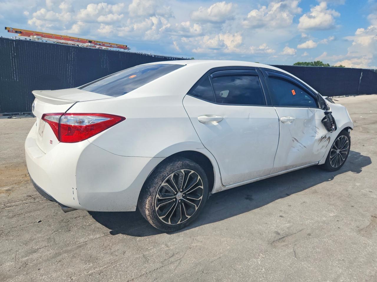 2015 TOYOTA COROLLA S PLUS — снимка 3