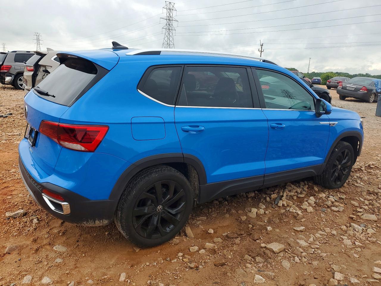 2023 VOLKSWAGEN TAOS SE — снимка 3