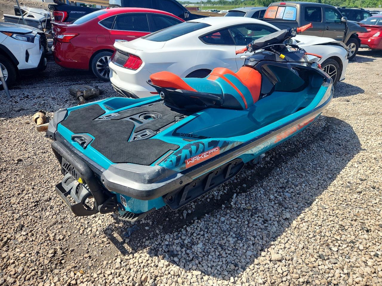 2018 SEA-DOO WAKE PRO 230 — снимка 4