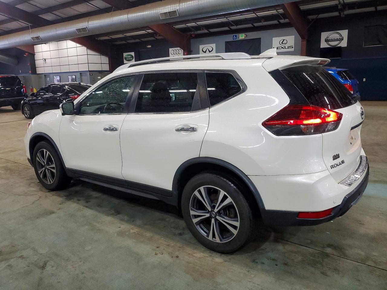 2019 NISSAN ROGUE SV — снимка 2