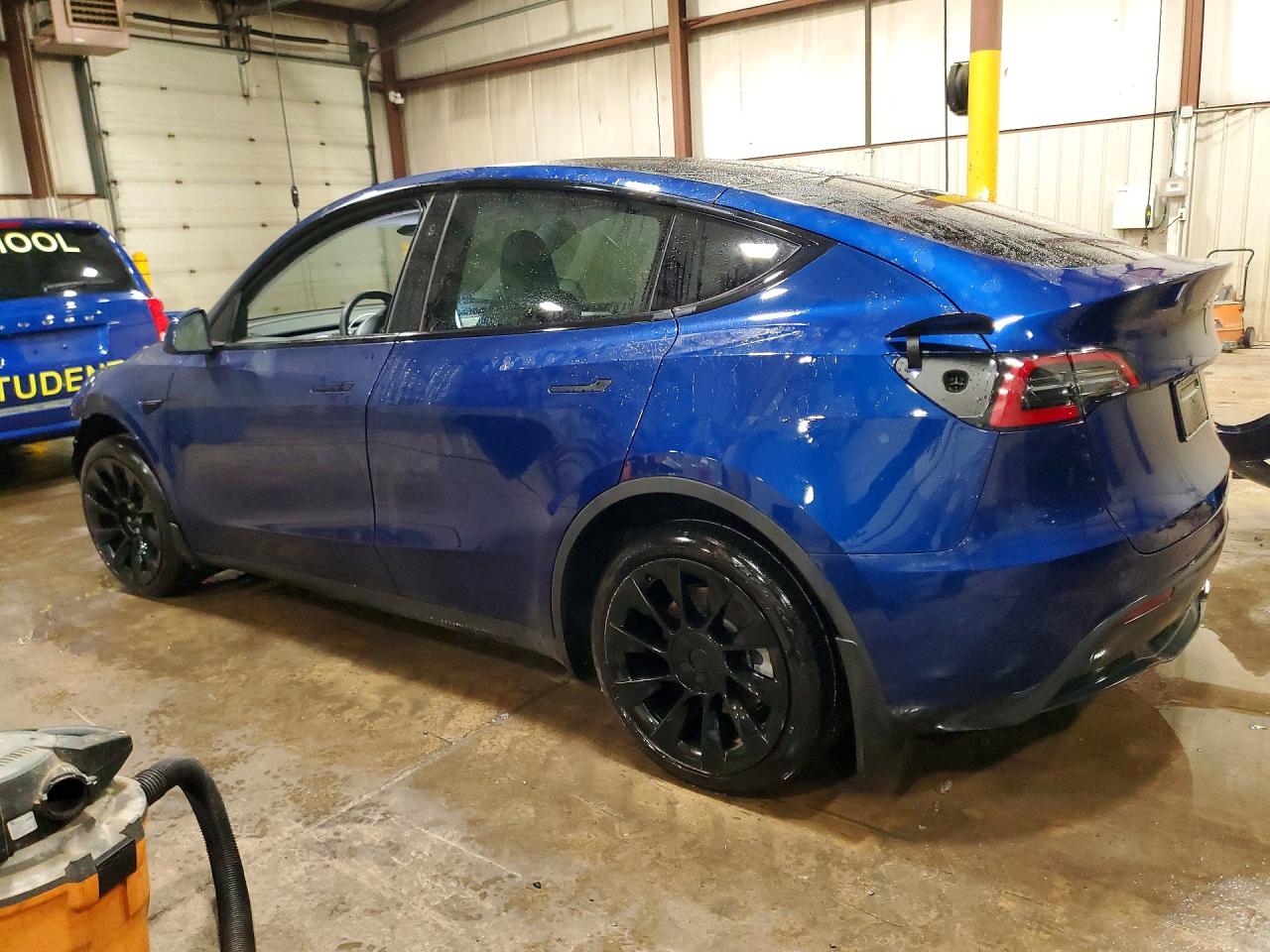 2023 TESLA MODEL Y — снимка 2