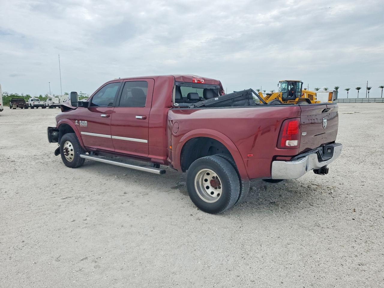 2016 RAM 3500 LARAMIE — снимка 2