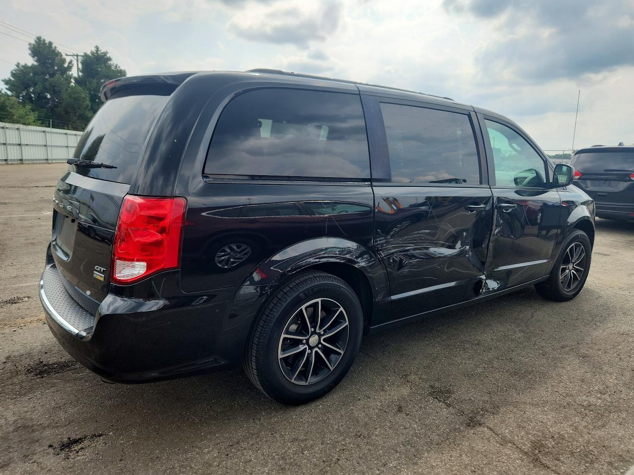 2018 DODGE GRAND CARAVAN GT — снимка 3