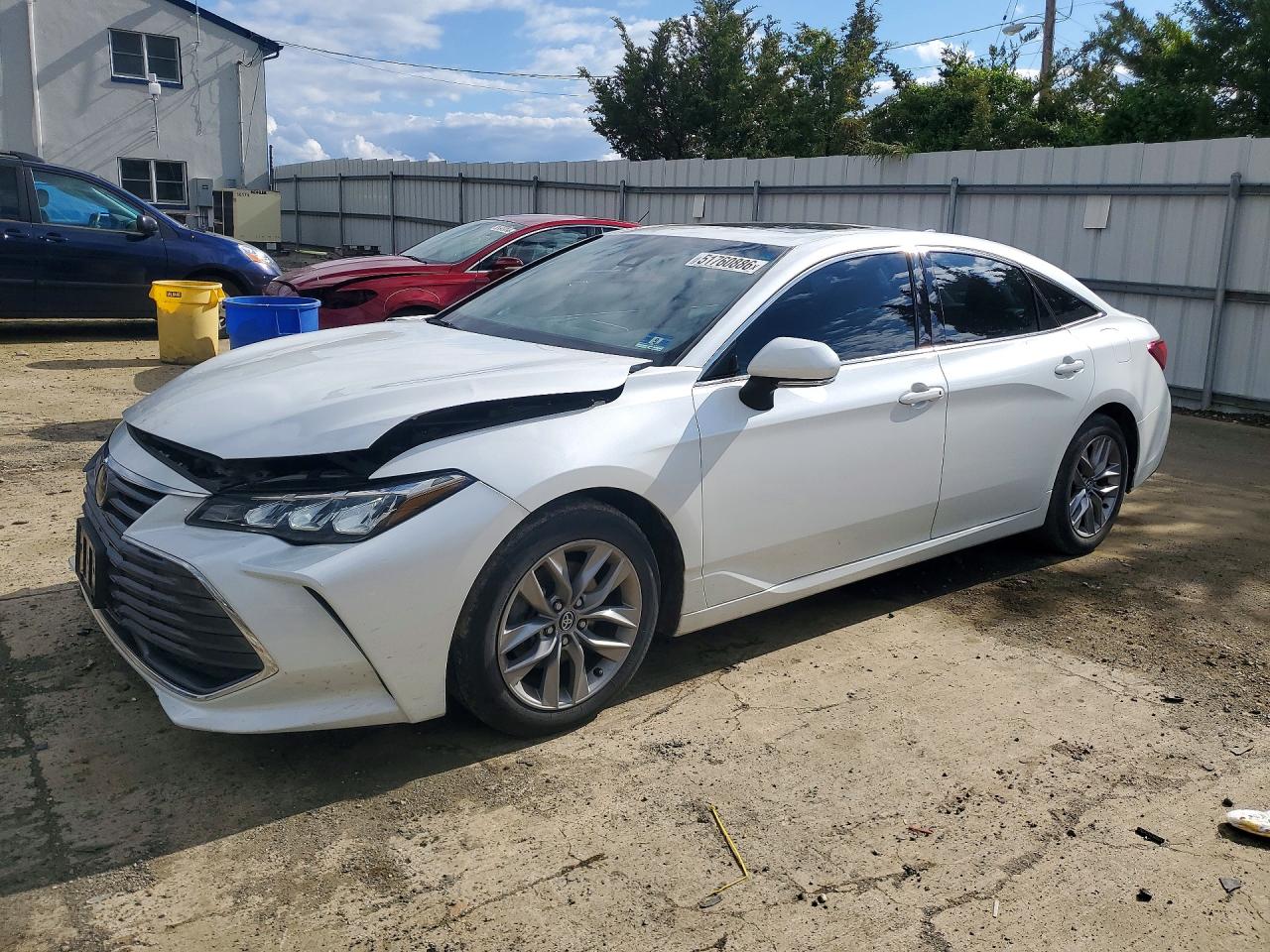 2020 TOYOTA AVALON XLE