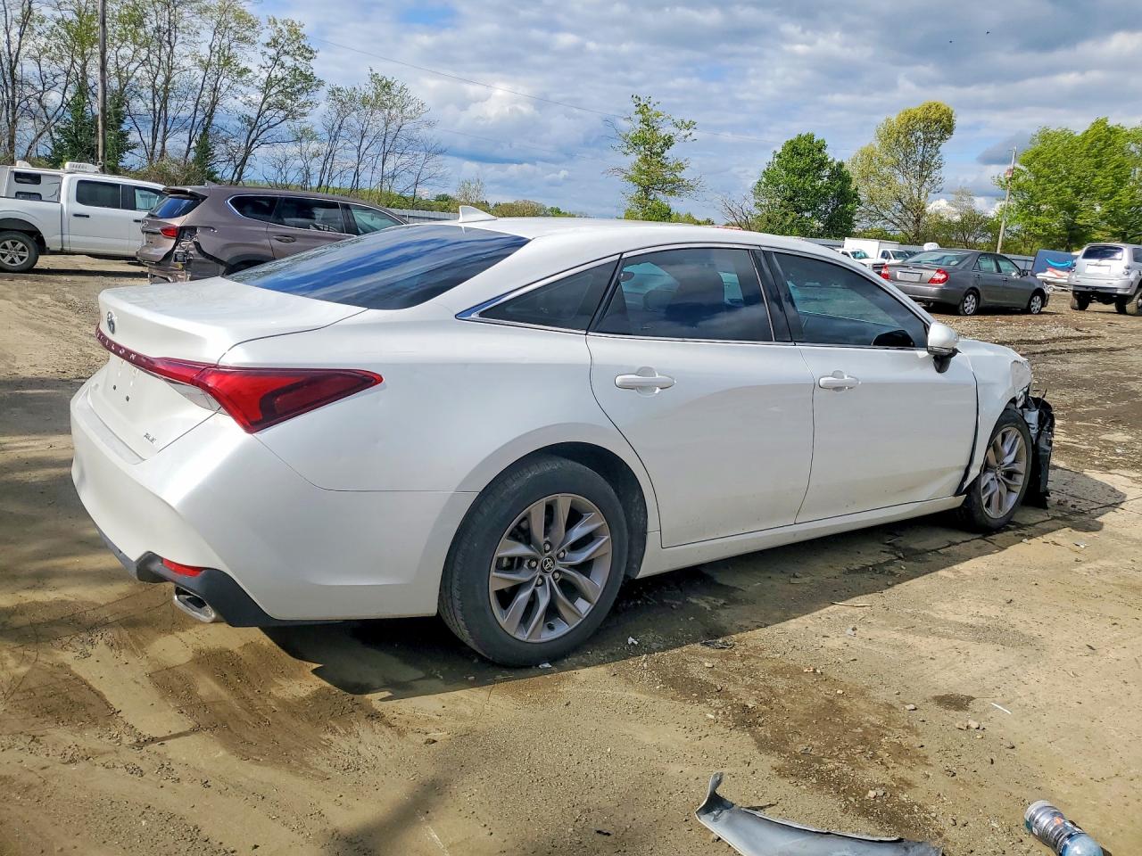 2020 TOYOTA AVALON XLE — снимка 3