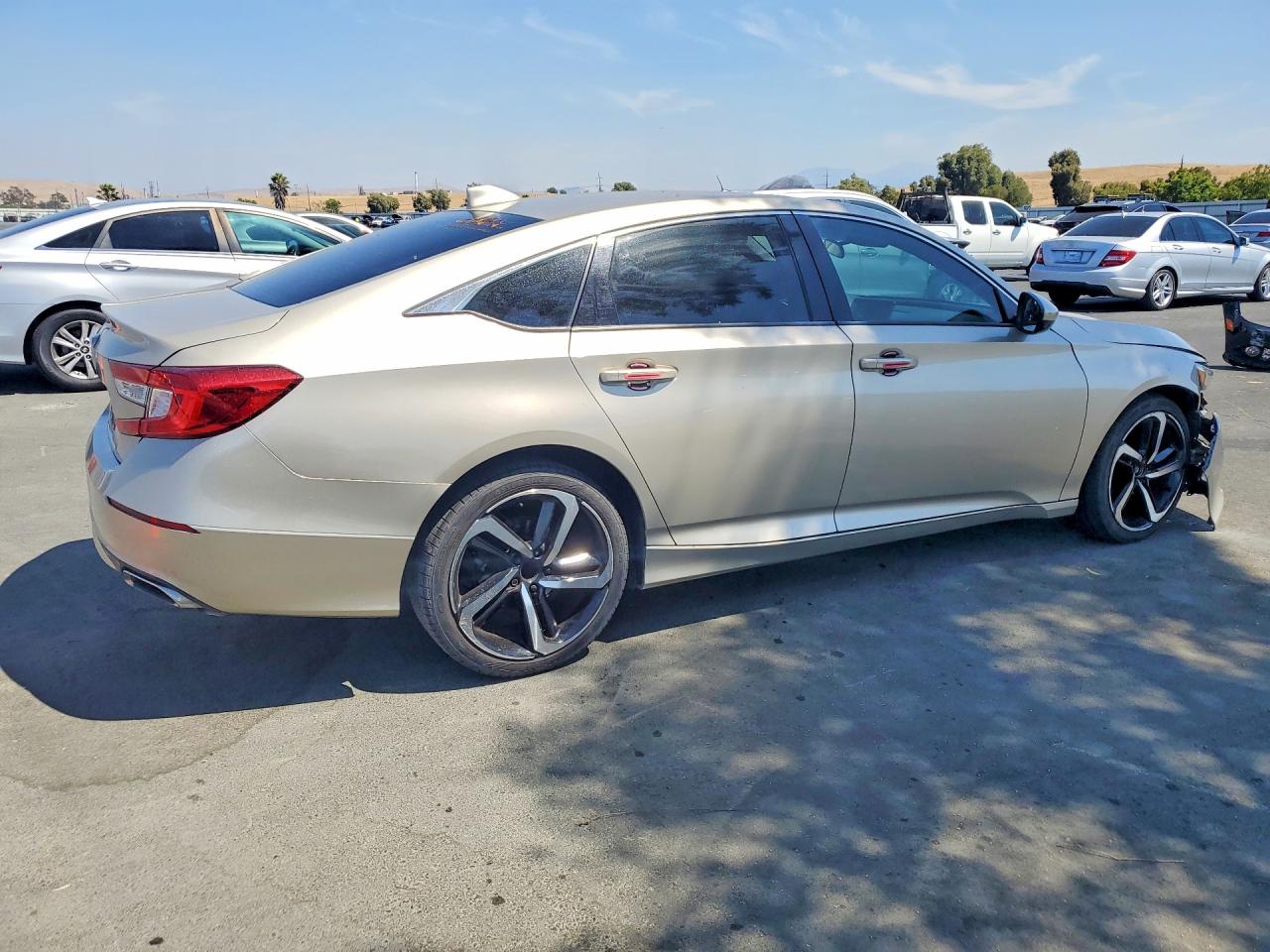 2019 HONDA ACCORD LX — снимка 3