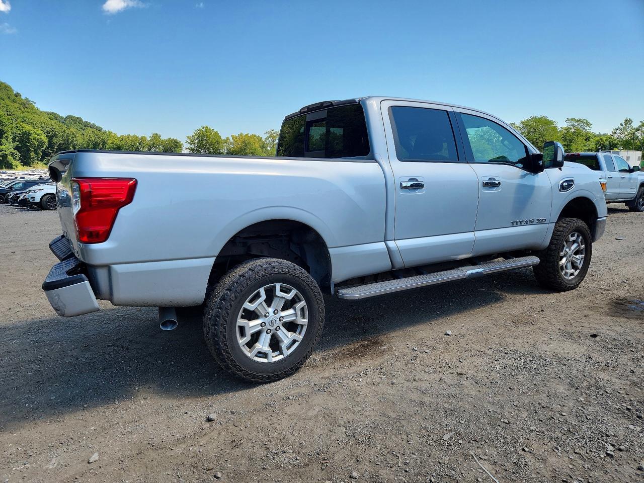 2016 NISSAN TITAN XD SL — снимка 3