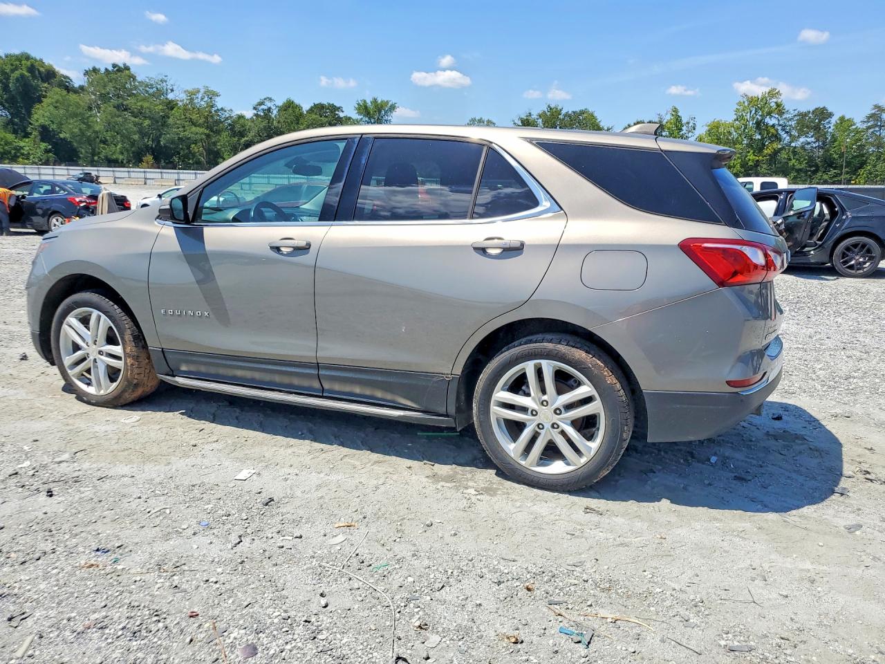 2019 CHEVROLET EQUINOX LT — снимка 2
