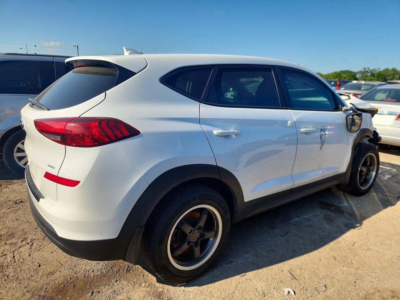 2021 HYUNDAI TUCSON SE — снимка 3