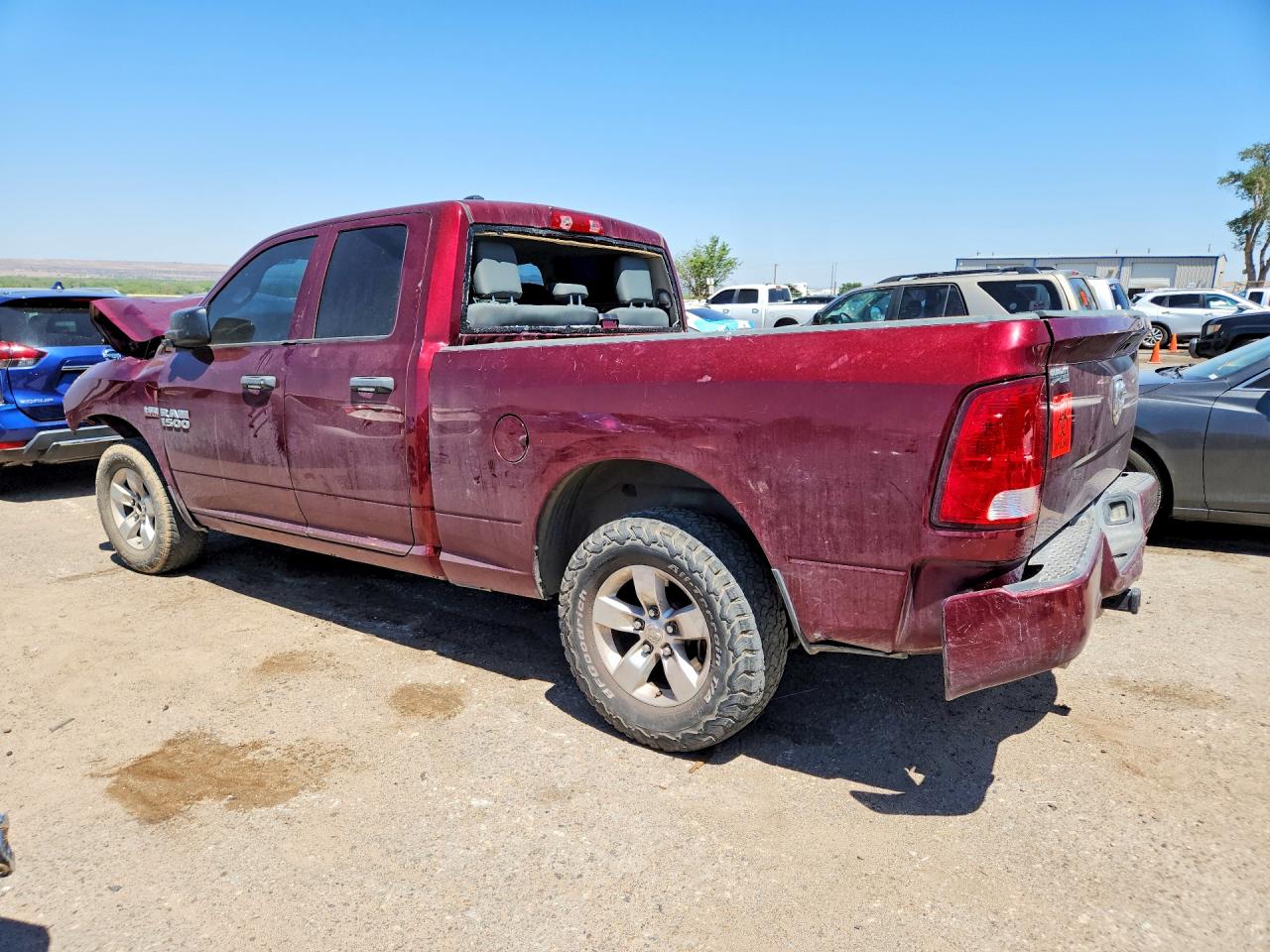 2017 RAM 1500 ST — снимка 2