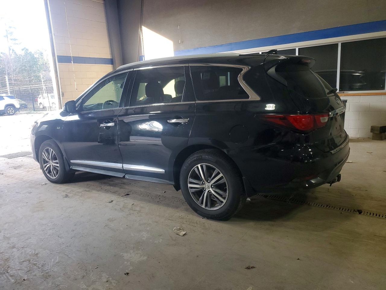 2017 INFINITI QX60 BASE — снимка 2