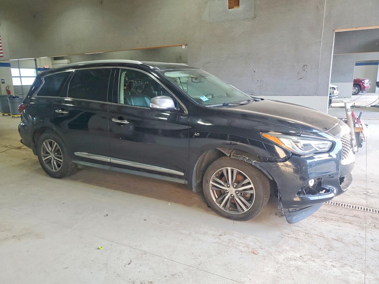2017 INFINITI QX60 BASE — снимка 4