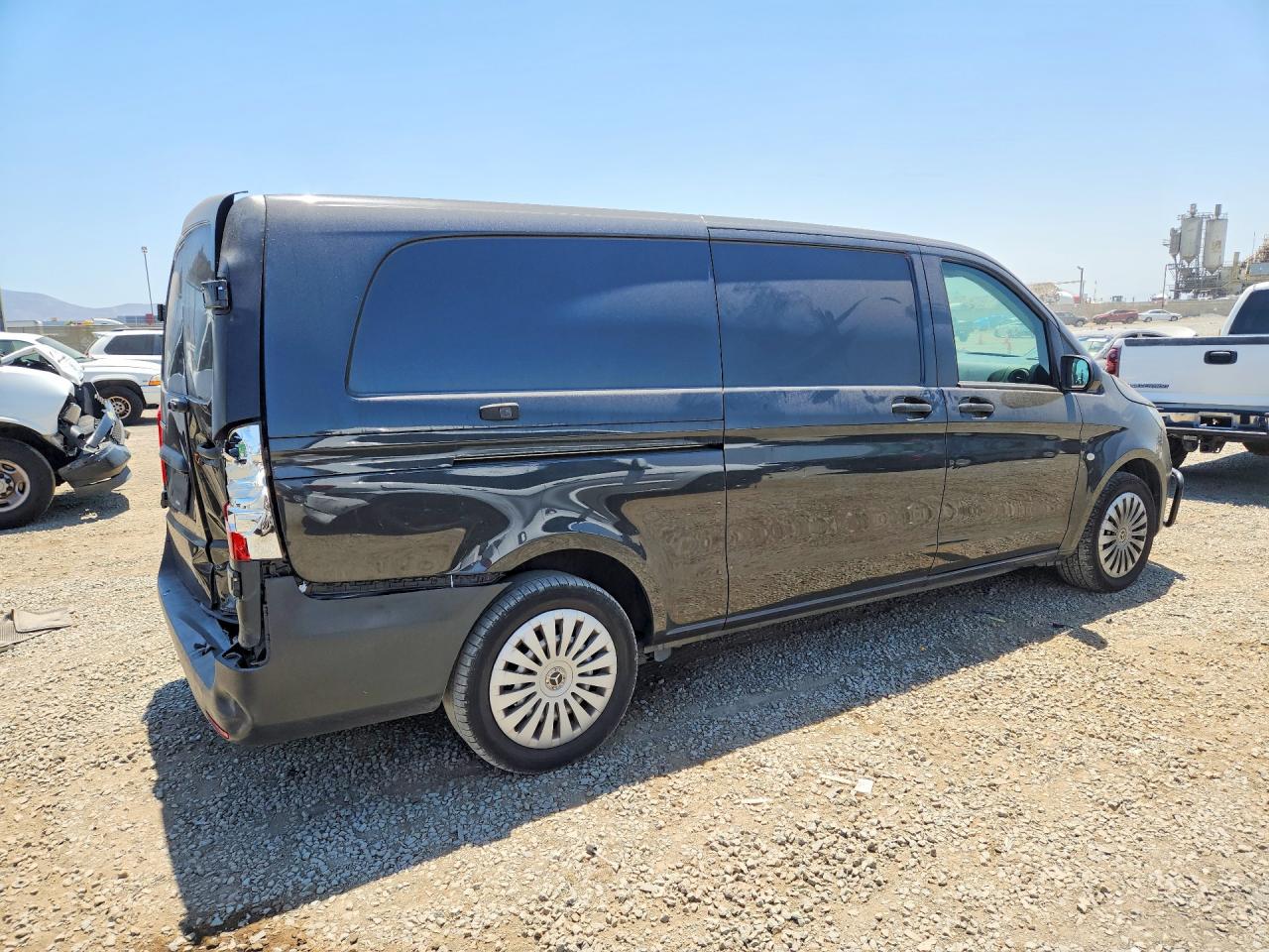 2020 MERCEDES-BENZ METRIS — снимка 3