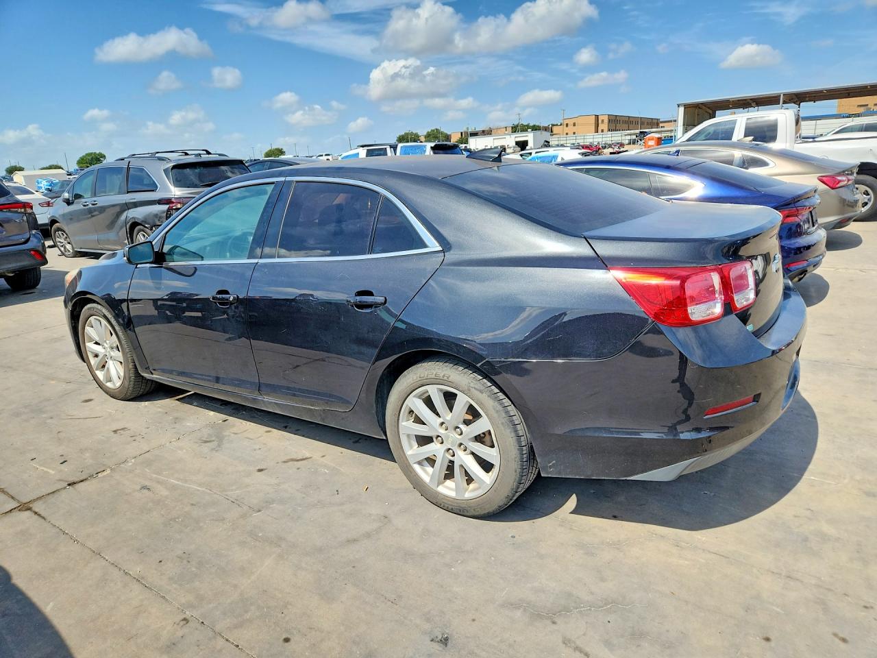 2015 CHEVROLET MALIBU 2LT — снимка 2