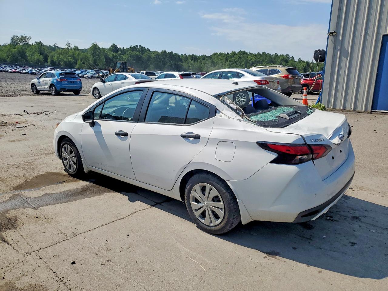 2022 NISSAN VERSA S — снимка 2