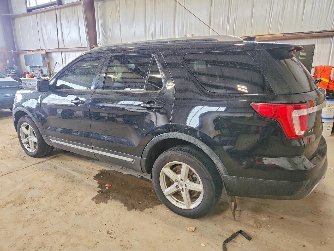 2017 FORD EXPLORER XLT — снимка 2