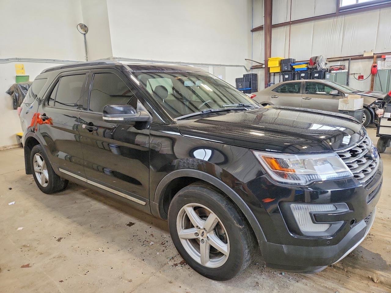 2017 FORD EXPLORER XLT — снимка 4