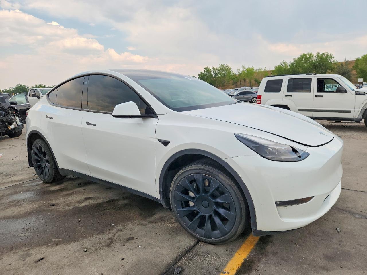 2023 TESLA MODEL Y — снимка 4