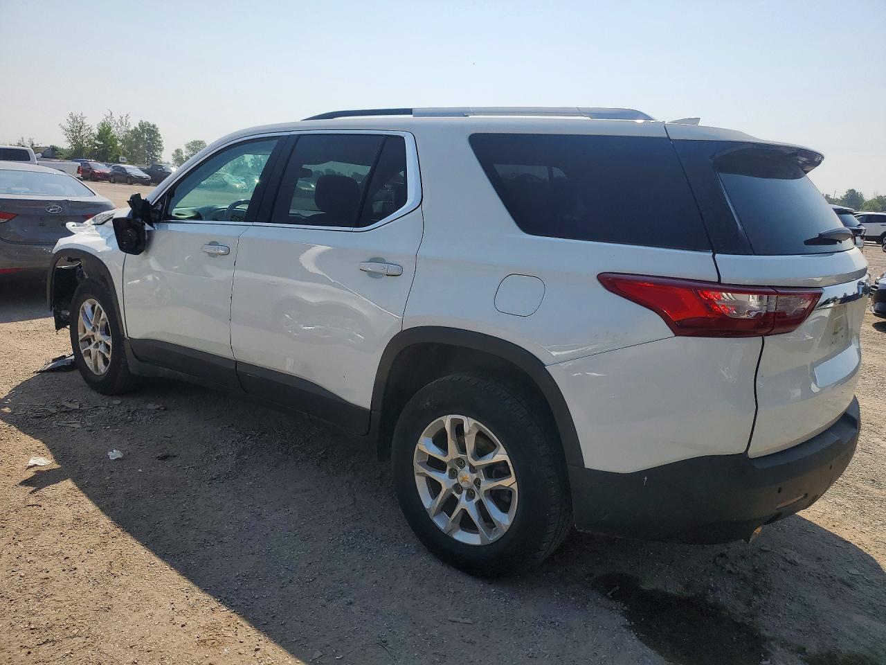 2018 CHEVROLET TRAVERSE LT — снимка 2