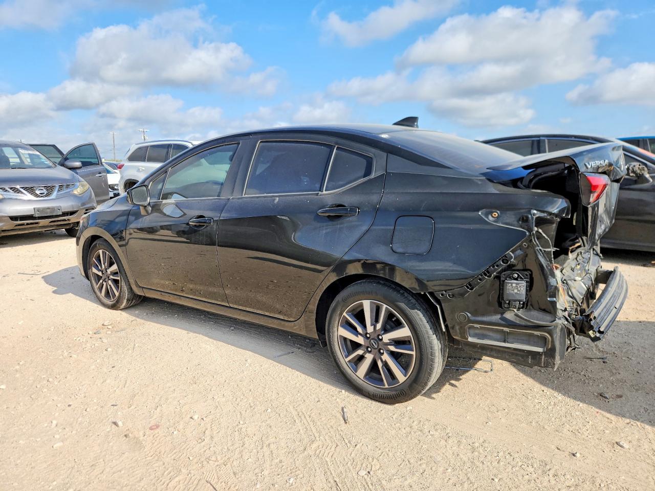 2023 NISSAN VERSA SV — снимка 2