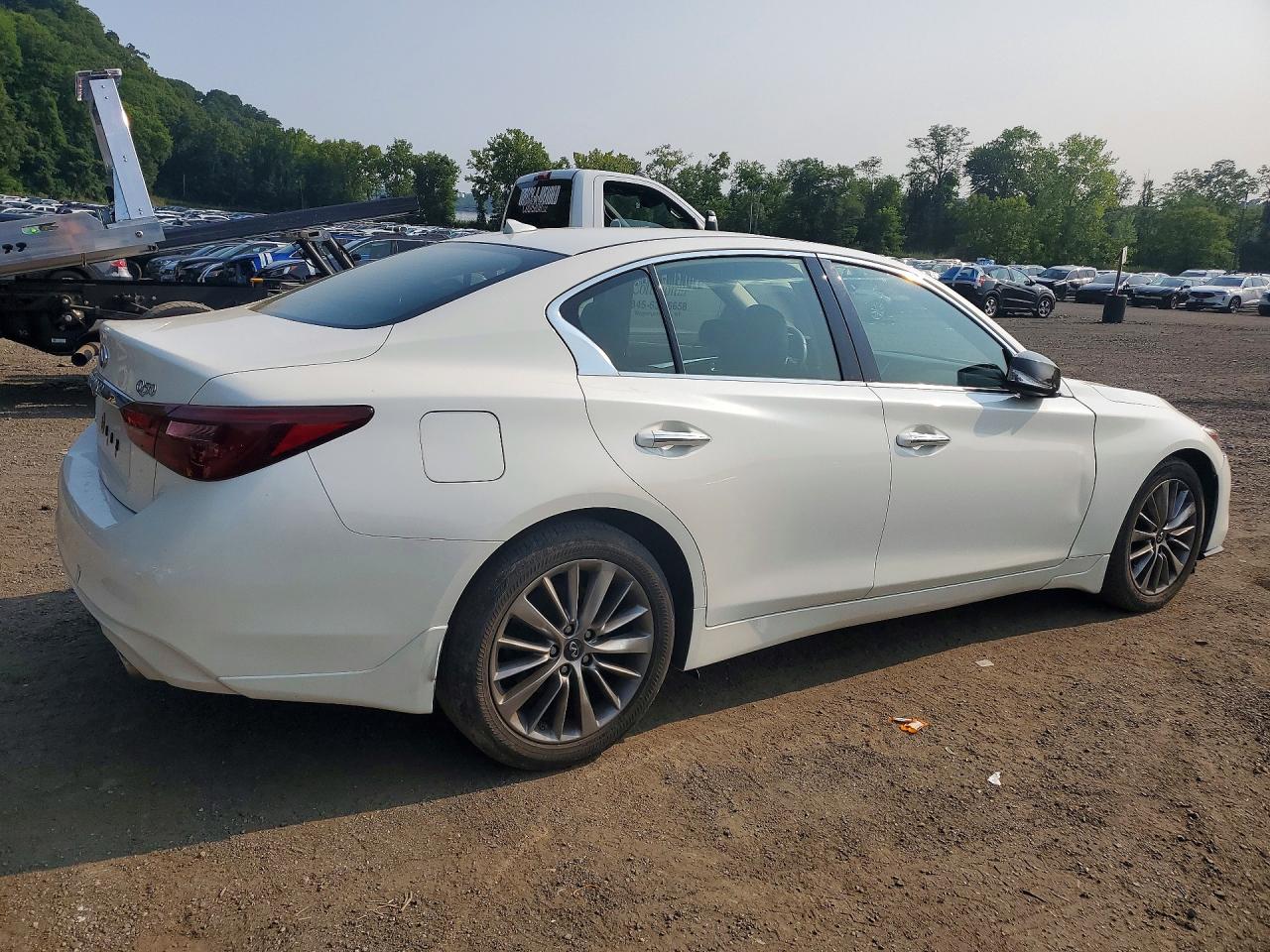 2018 INFINITI Q50 3.0T LUXE — снимка 3