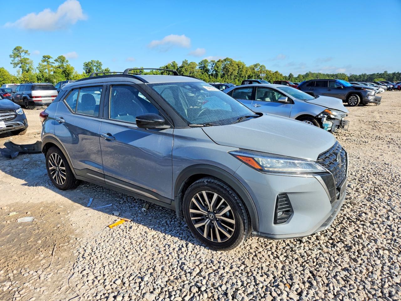 2021 NISSAN KICKS SR — снимка 4