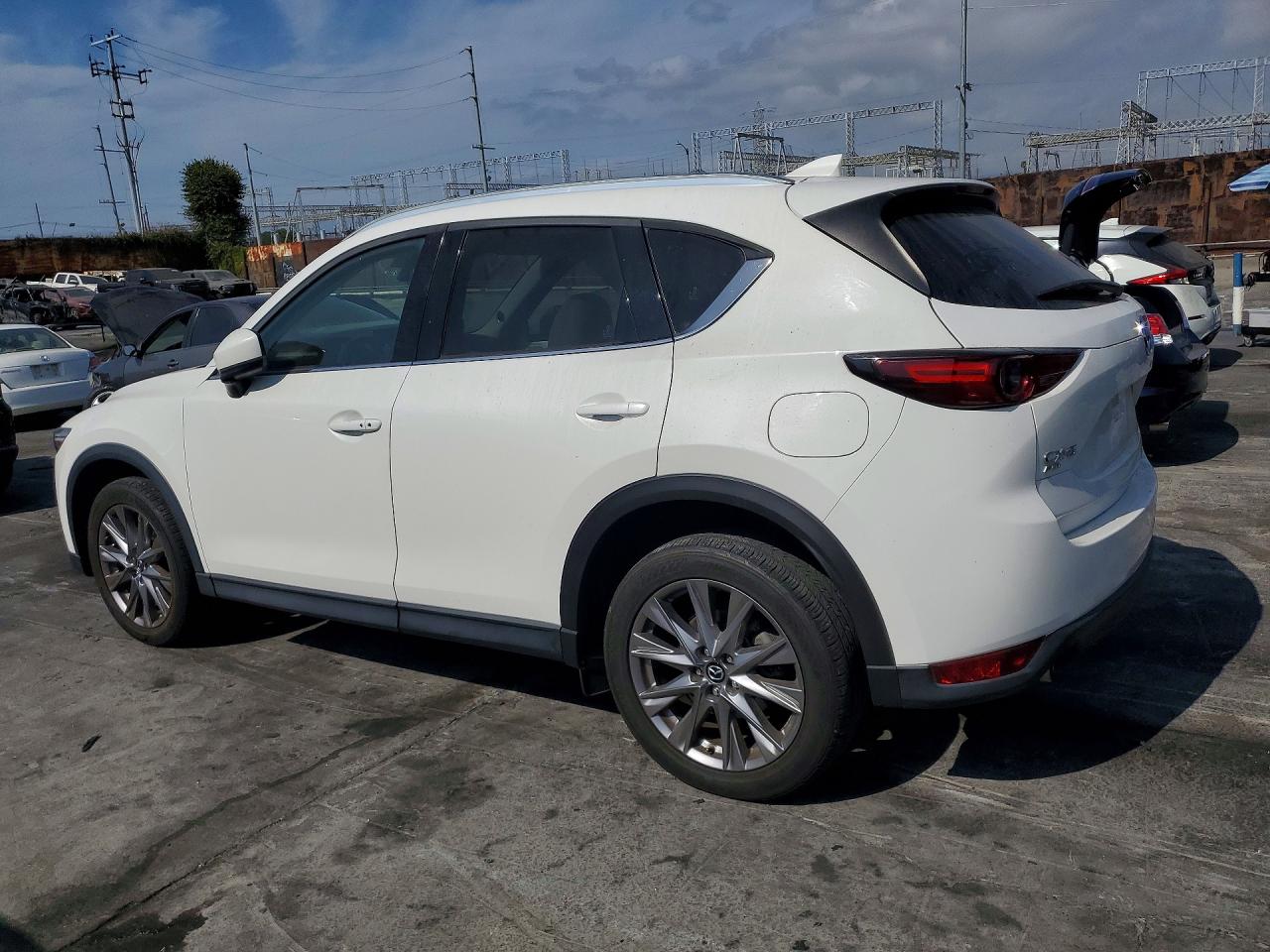 2021 MAZDA CX-5 GRAND TOURING RESERVE — снимка 2