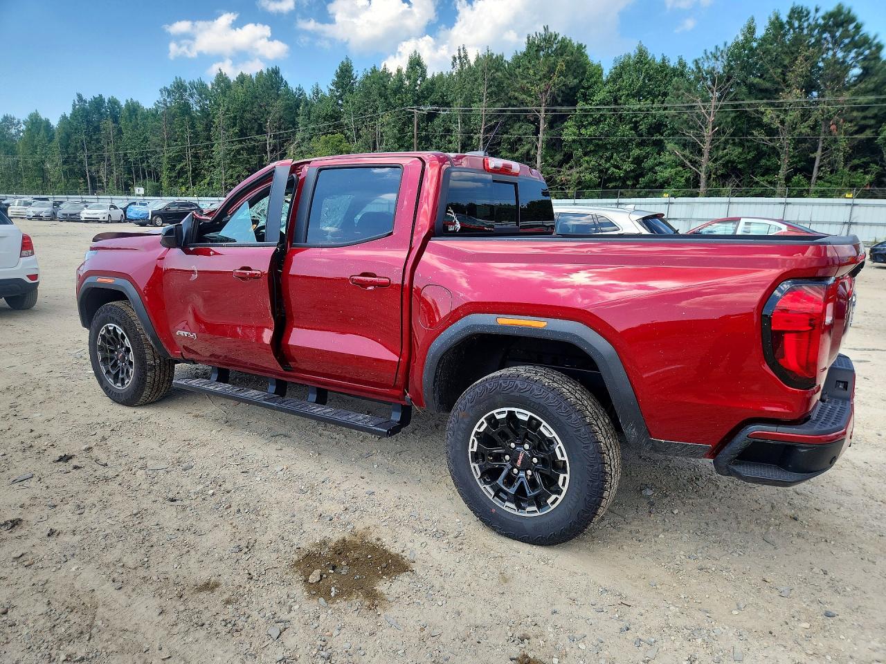 2026 GMC CANYON AT4 — снимка 2