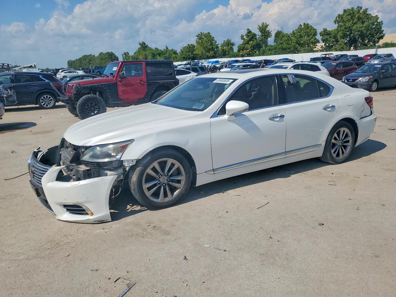 2013 LEXUS LS 460