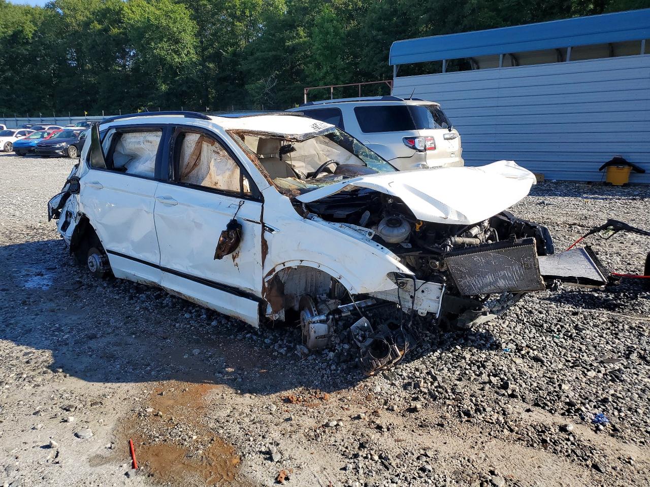 2021 VOLKSWAGEN TIGUAN SE — снимка 4