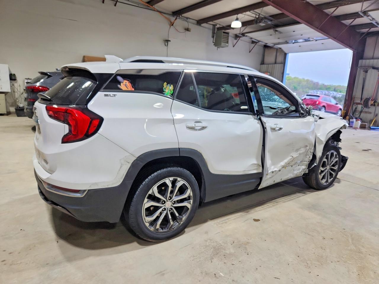 2021 GMC TERRAIN SLT — снимка 3