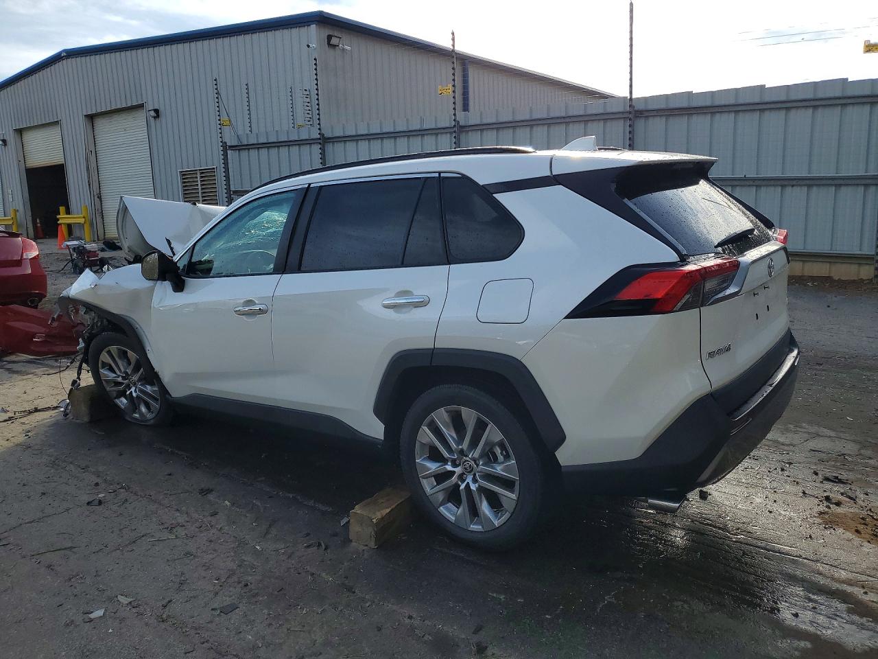 2021 TOYOTA RAV4 LIMITED — снимка 2