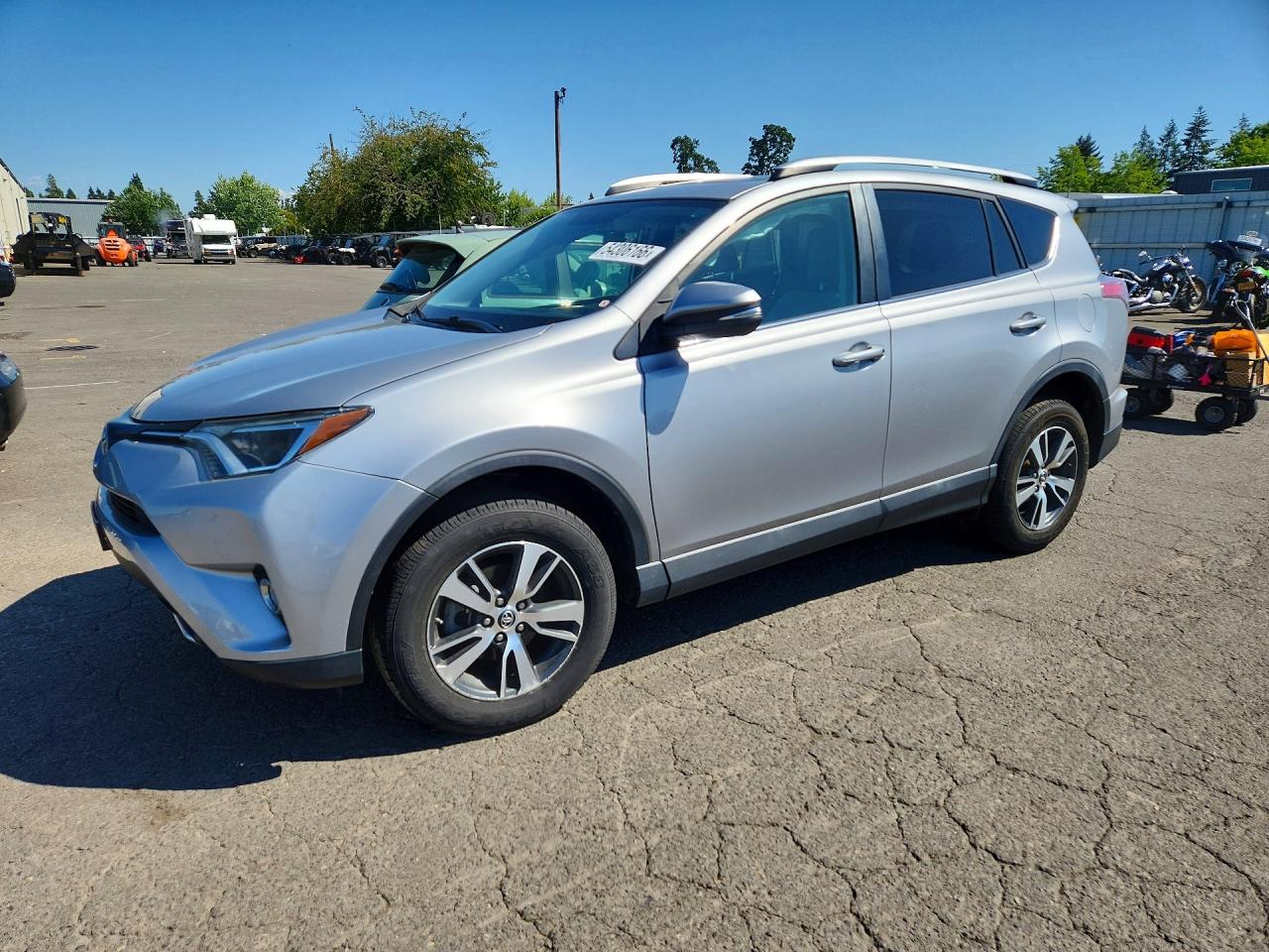 2016 TOYOTA RAV4 XLE
