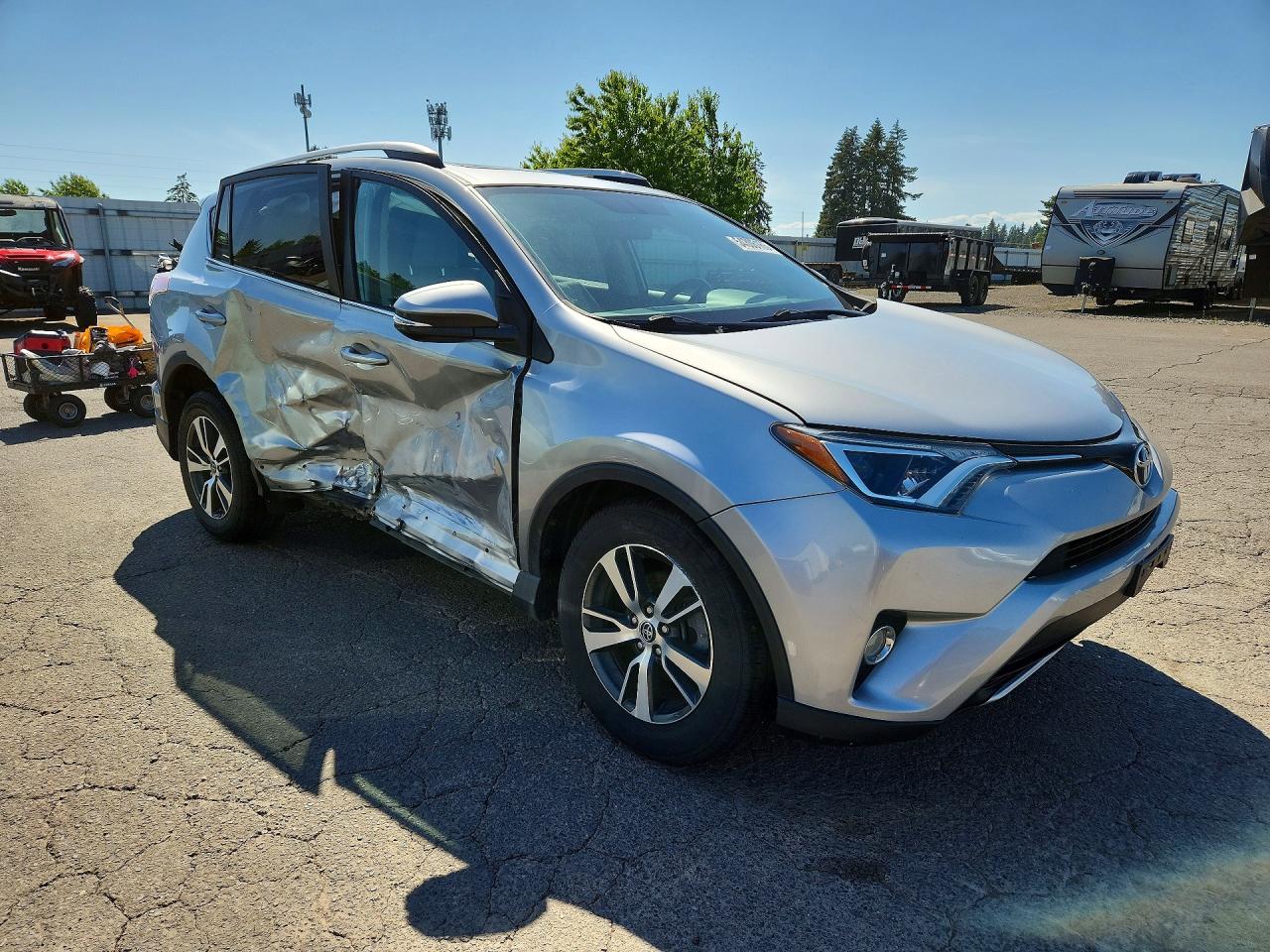 2016 TOYOTA RAV4 XLE — снимка 4