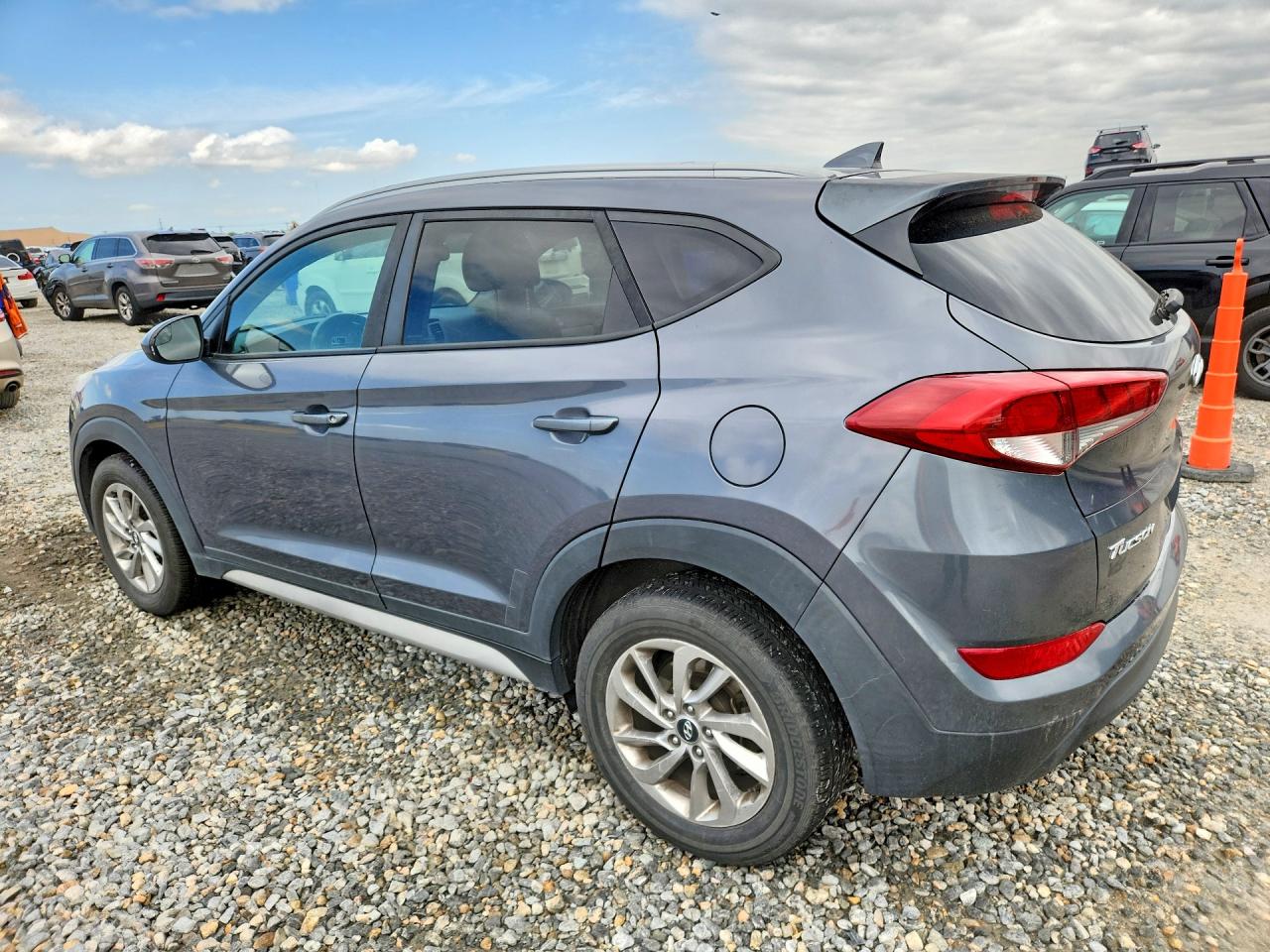 2018 HYUNDAI TUCSON SEL — снимка 2