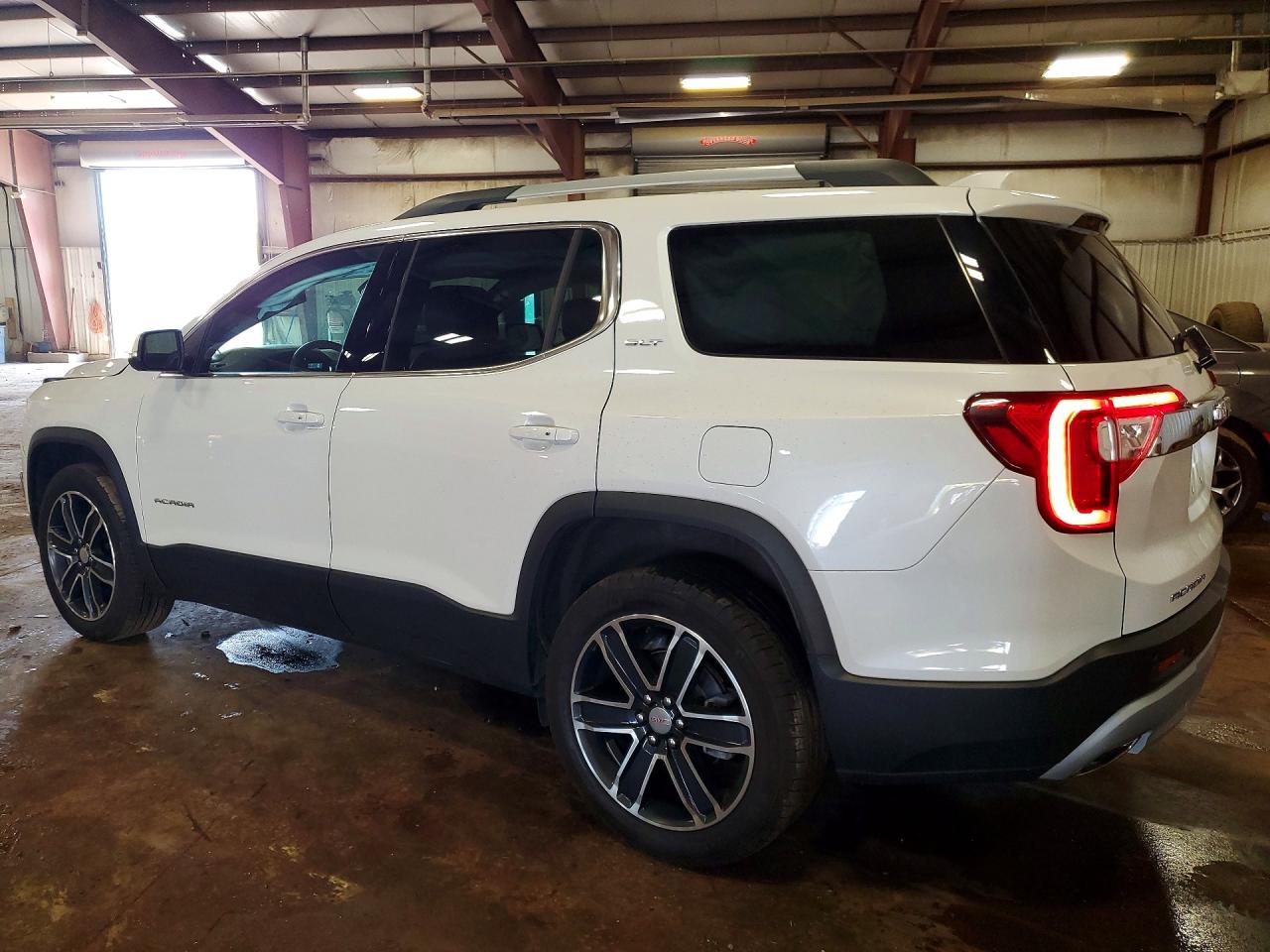 2023 GMC ACADIA SLT — снимка 2