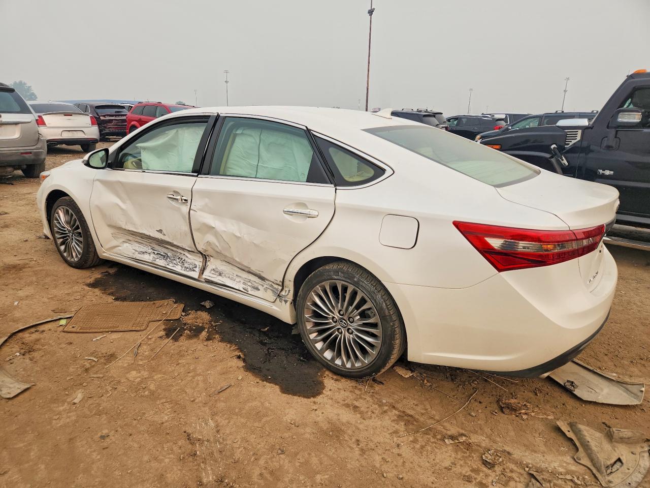 2018 TOYOTA AVALON LIMITED — снимка 2