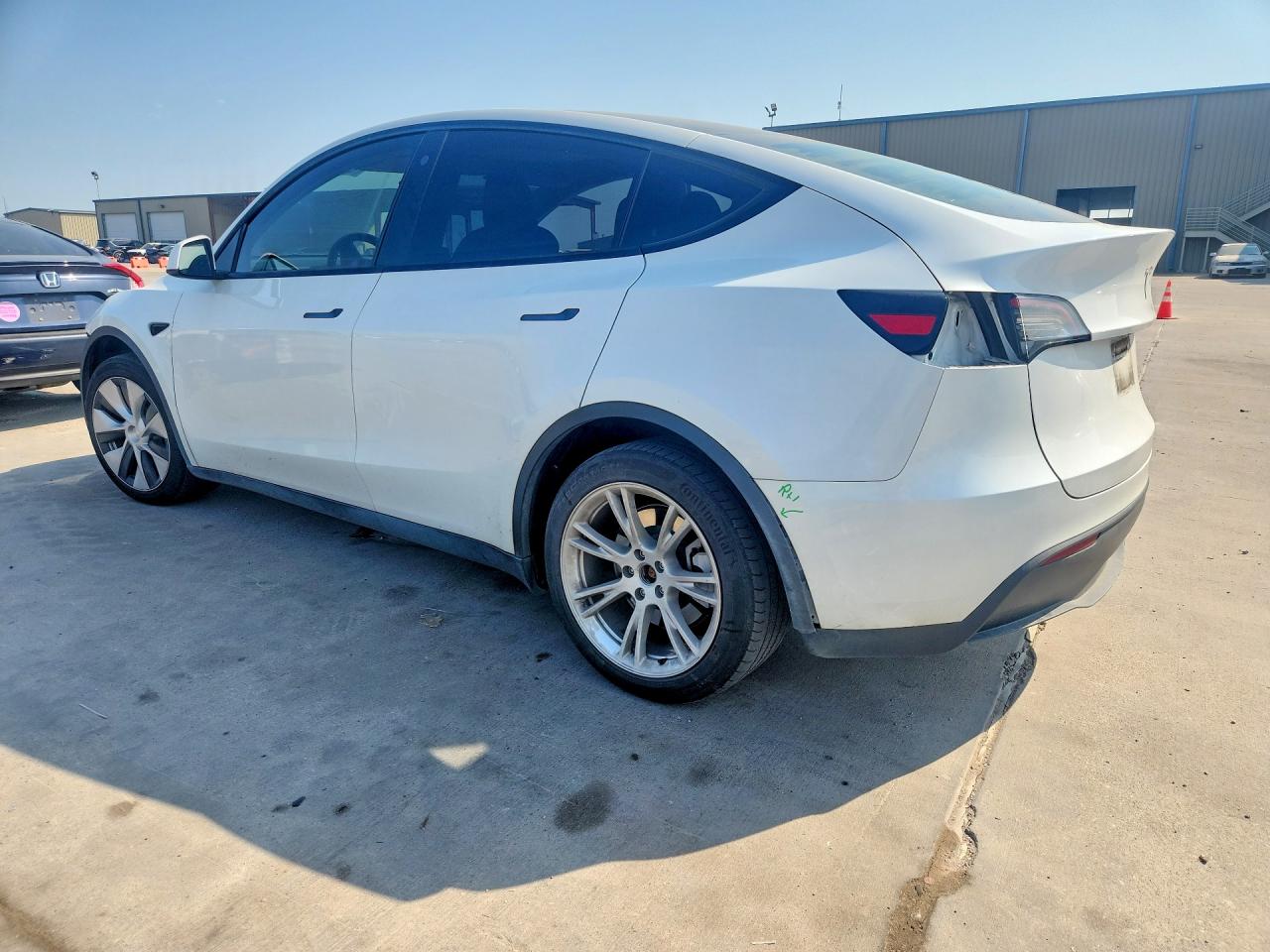 2023 TESLA MODEL Y — снимка 2
