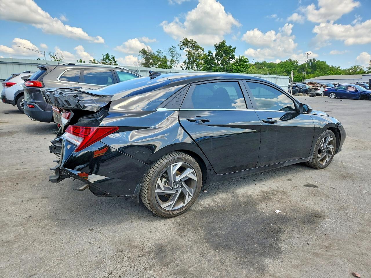 2024 HYUNDAI ELANTRA SEL — снимка 3