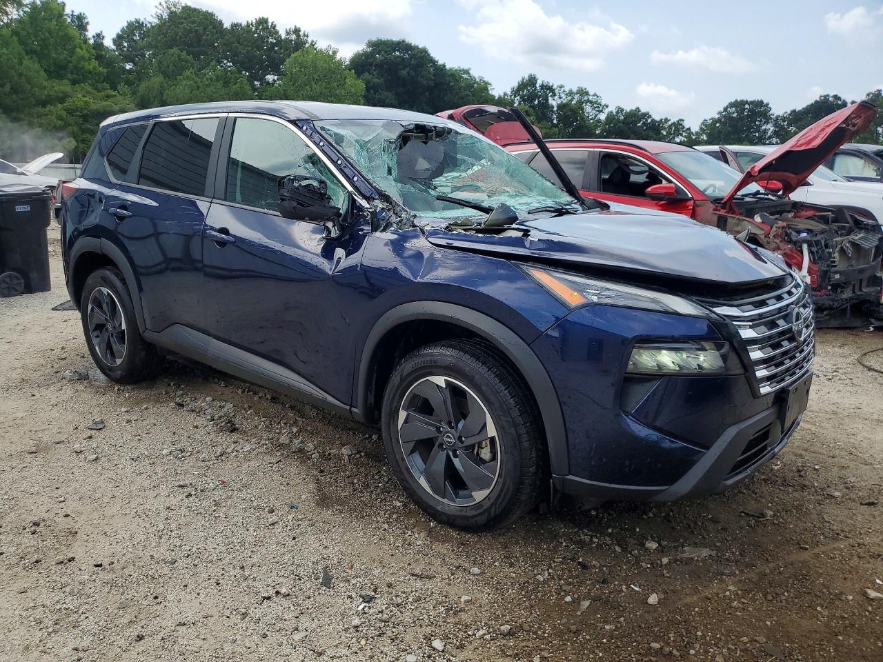 2025 NISSAN ROGUE SV — снимка 4
