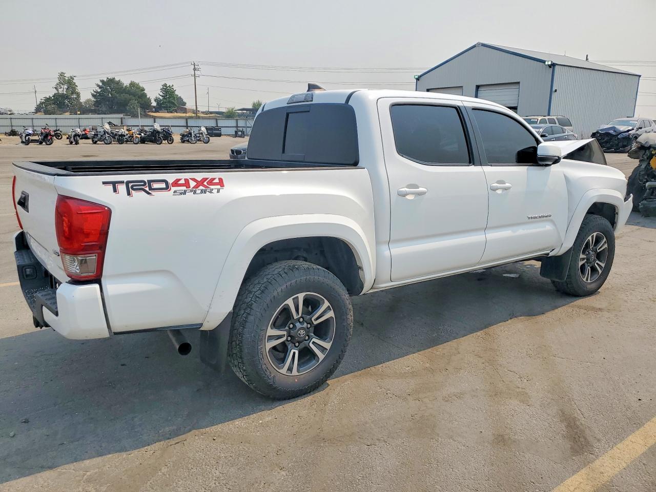 2017 TOYOTA TACOMA TRD SPORT — снимка 3