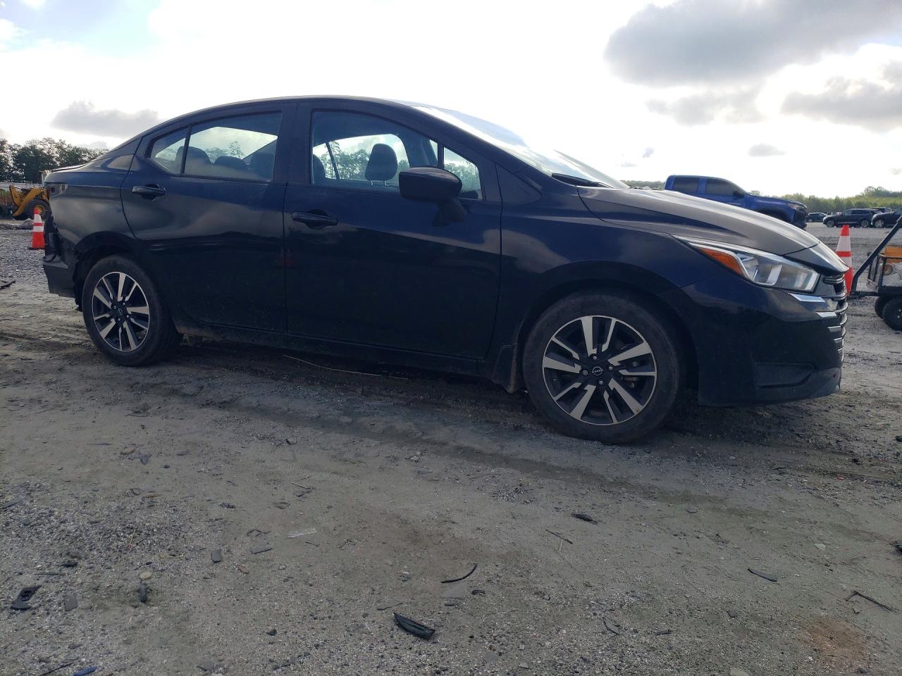 2024 NISSAN VERSA SV — снимка 4